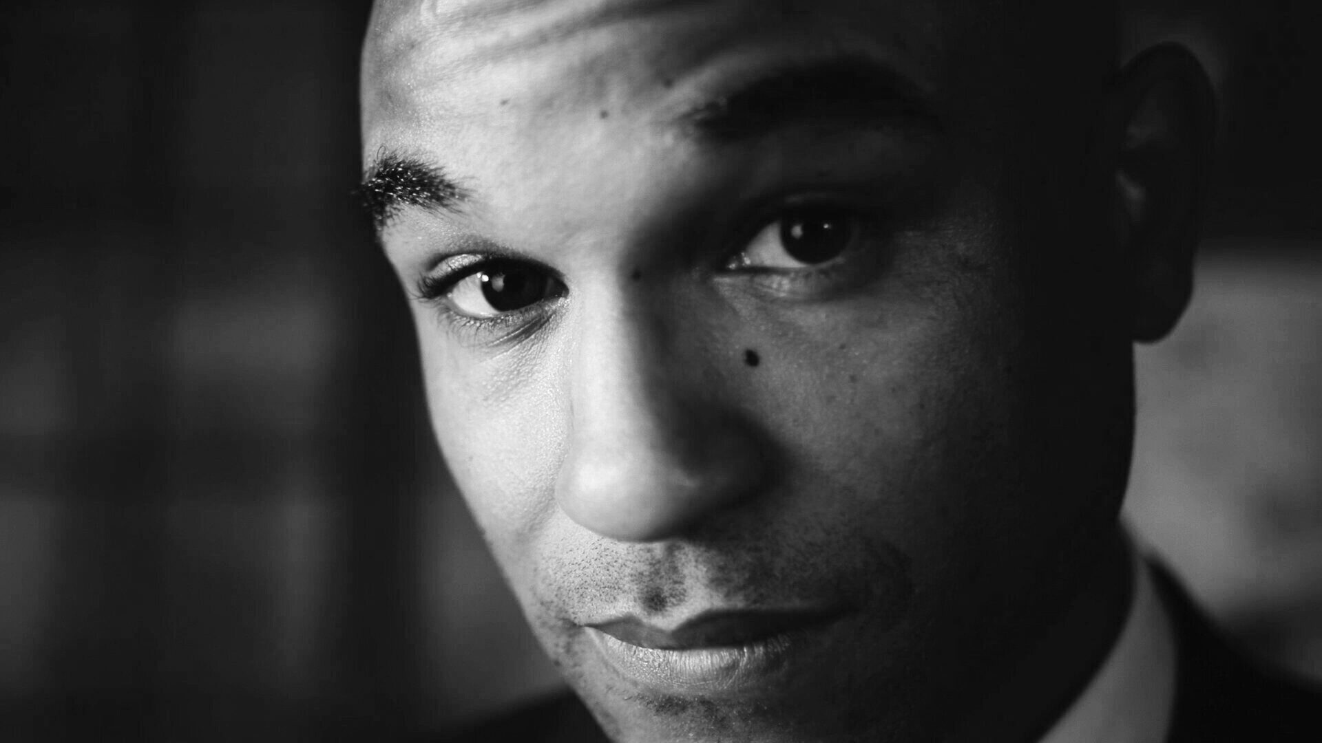 Branden Lewis, portrait.